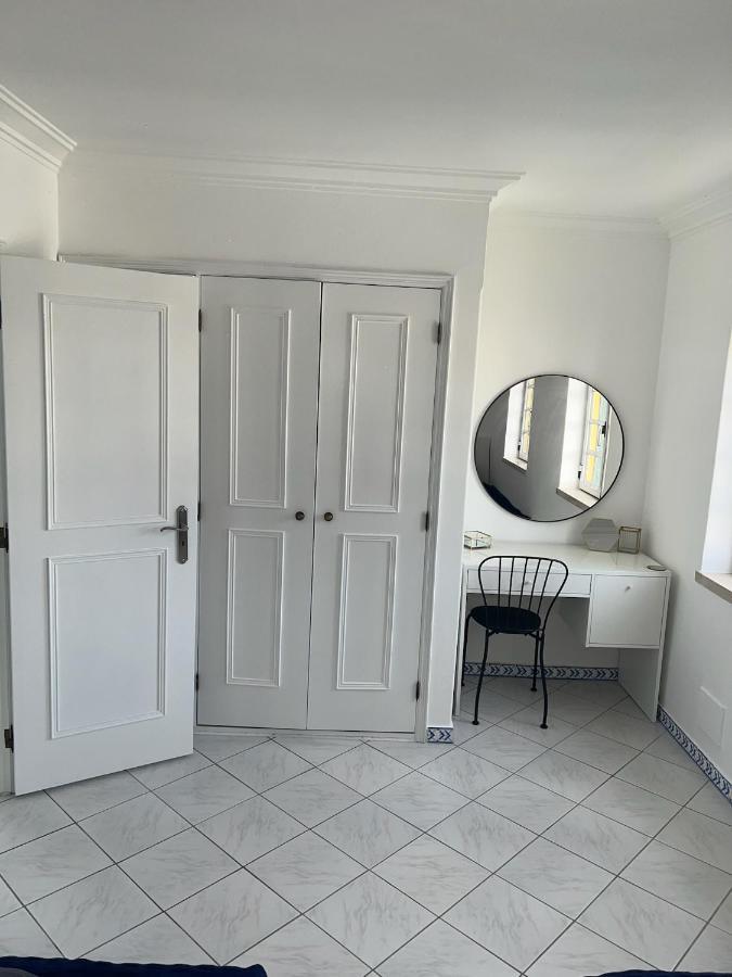 Relaxing 2 Bedroom House 5 Minutes Away From Vilamoura Marina กัวเตย์รา ภายนอก รูปภาพ